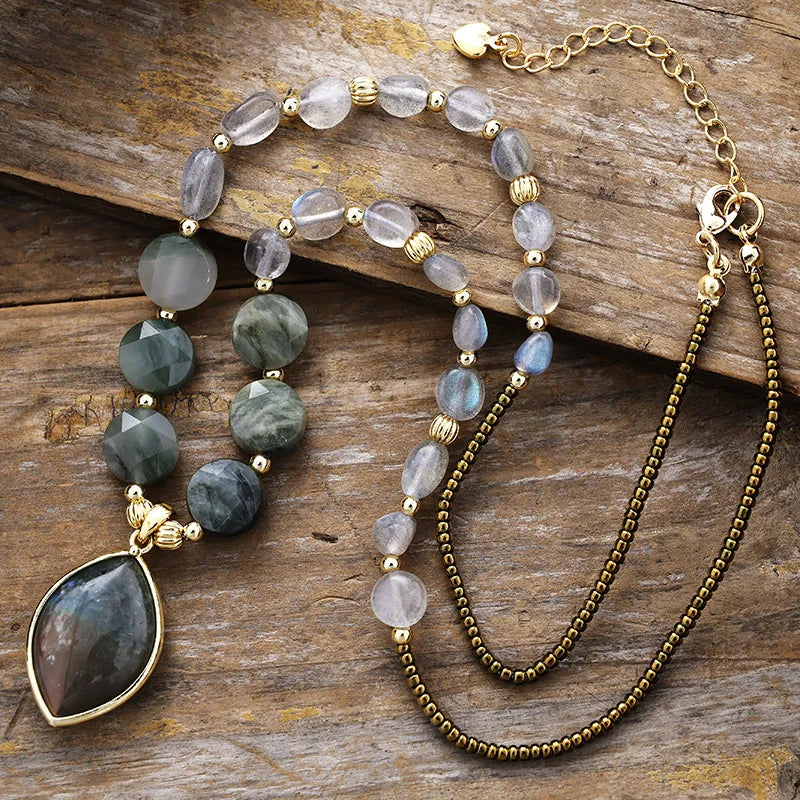 Dainty Labradorite Necklace