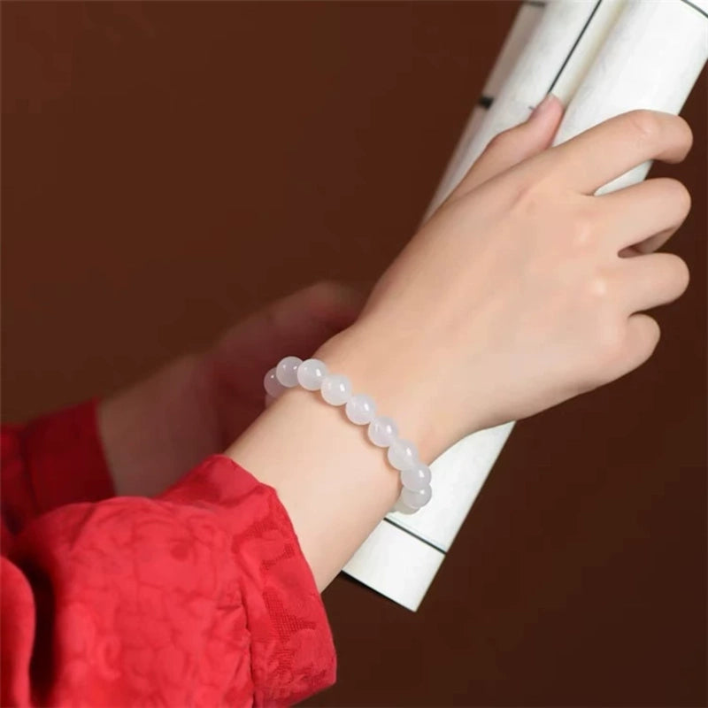 Peaceful White Agate Bracelet